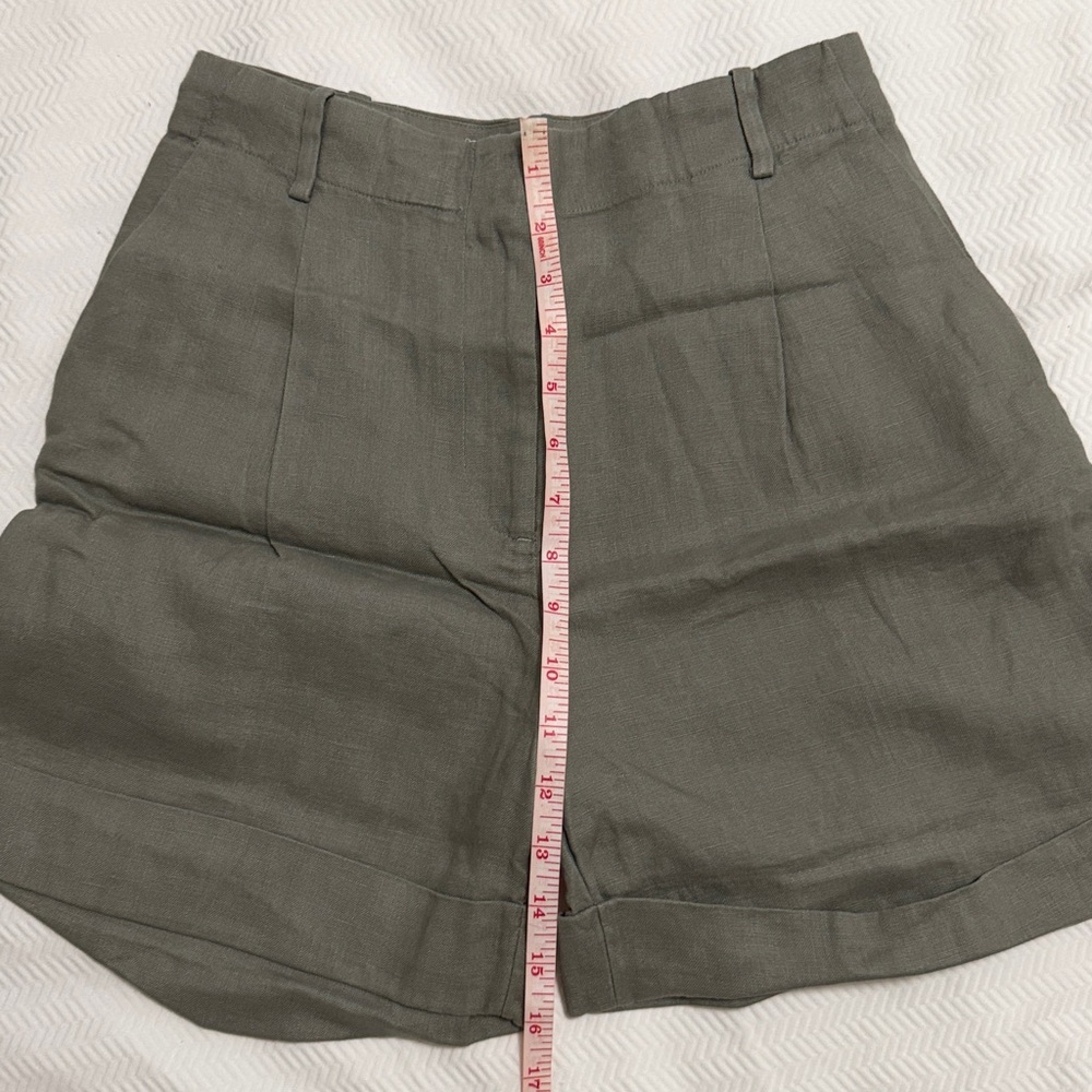 & Other Stories Tailored Wide-Leg Linen Shorts in Size 2 - Picture 10 of 13
